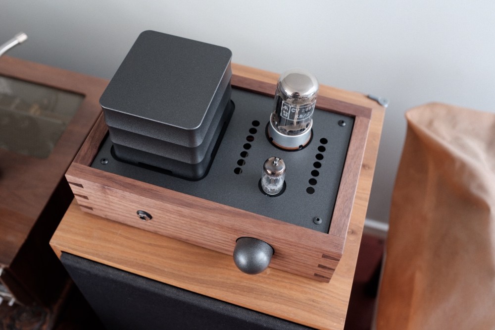 328EA385-2324-432B-B067-B3C453DEA221-3257-000000E5E7260F8C